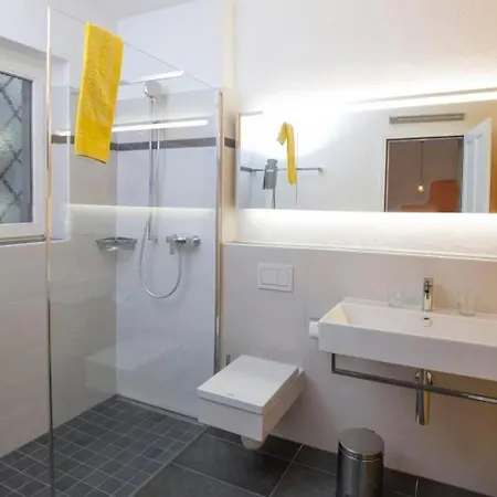 Residenza Viramonte - Casa Bianca, 15 Gambarogno