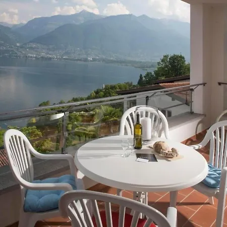 Residenza Viramonte - Casa Bianca, 15 Apartment *